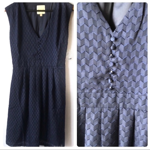Modcloth Dresses & Skirts - 𝅺MODCLOTH Navy Blue Size Small Geometric Design Pockets Tie Back Button Front